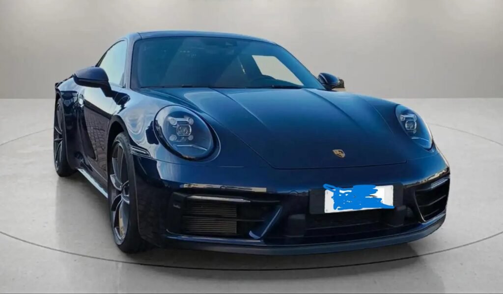 PORSCHE 911 CARRERA (992)